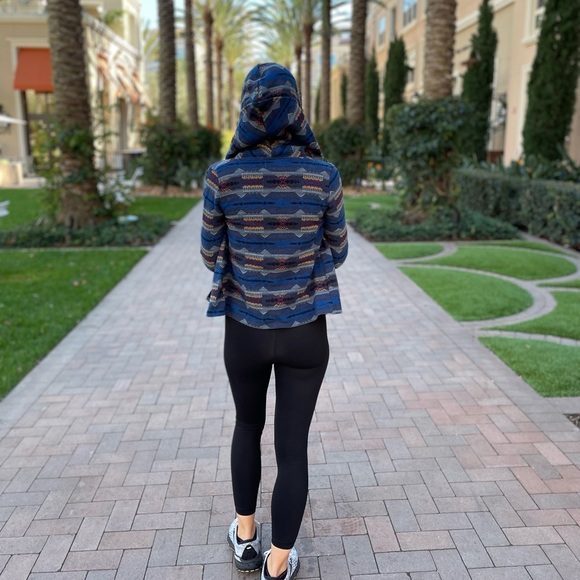 Levi's x Pendleton Jacquard Wool Poncho Wrap Hooded Jacket size XS - Picture 7 of 14